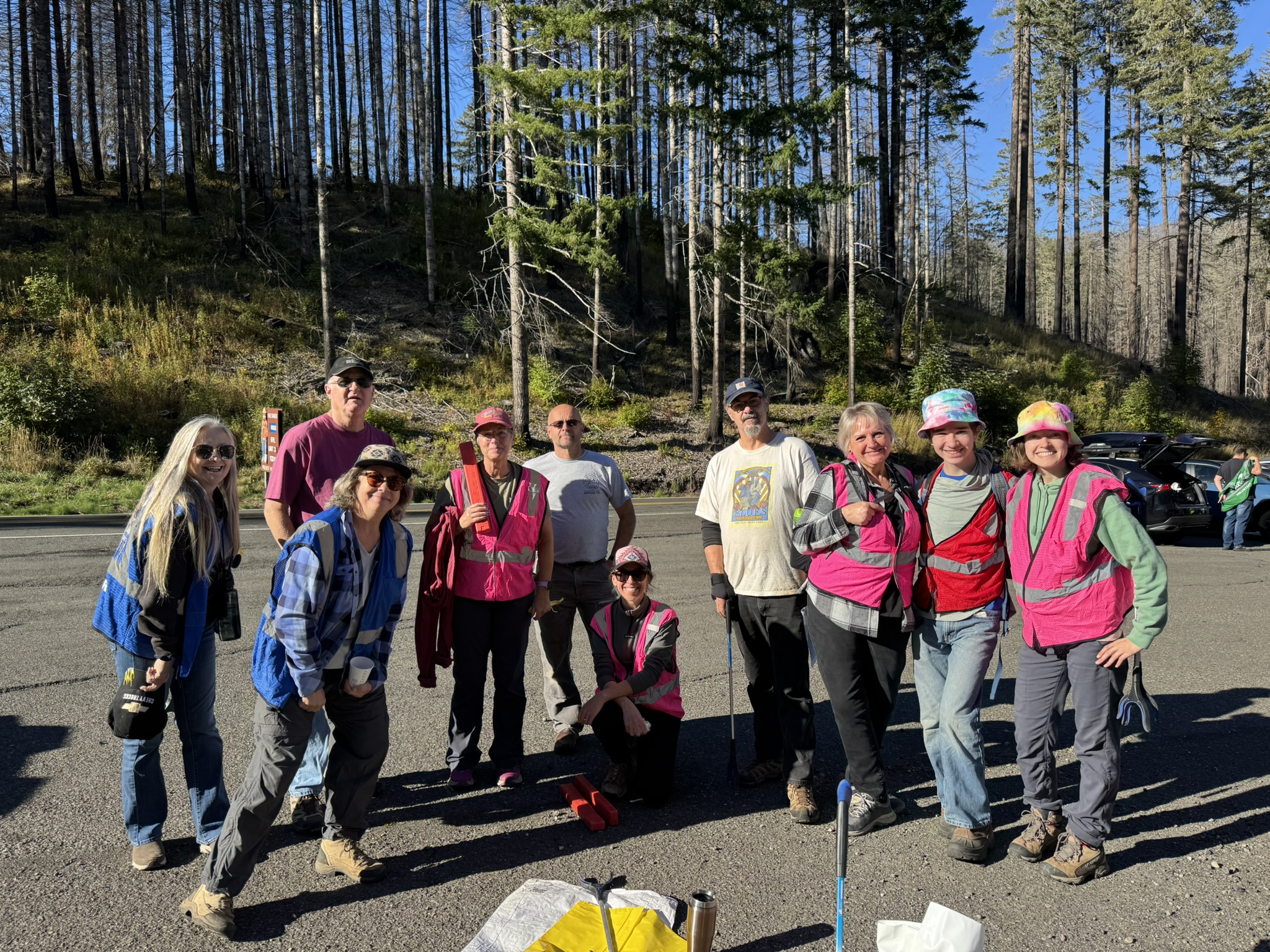 Volunteers at the Upper Clackamas Cleanup